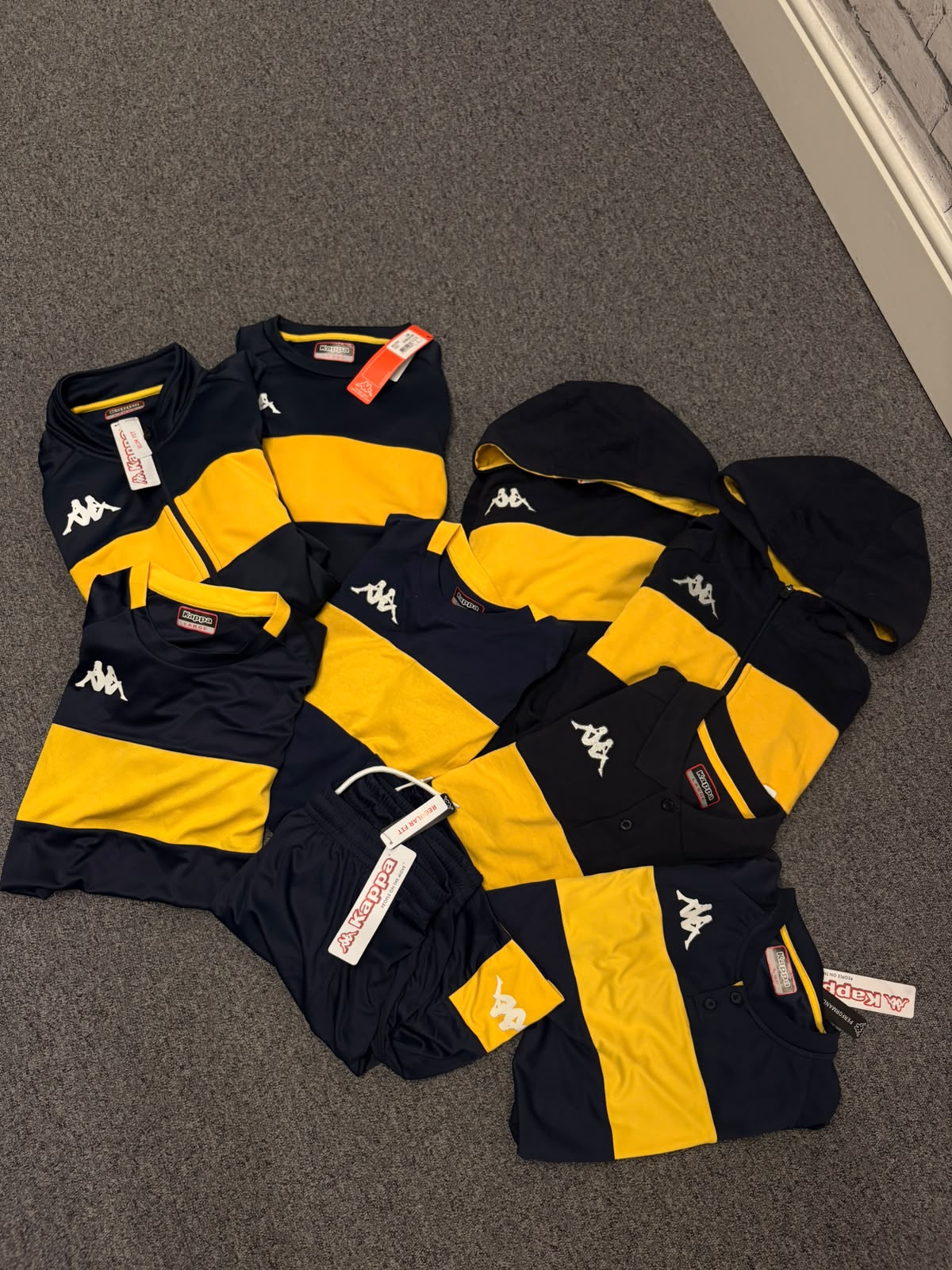 Kappa Large Navy and Yellow Bundle